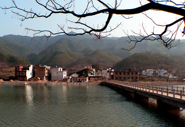 山村秋色 摄影 含川