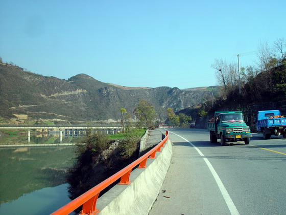 山、水、路 摄影 笛雅