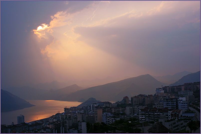 暴雨过后 摄影 摄途