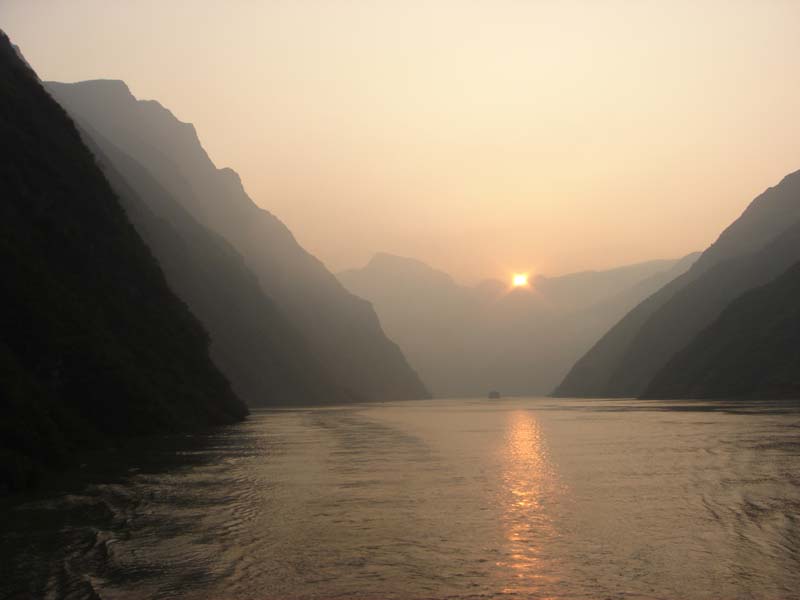 三峡日出 摄影 沙漠兔