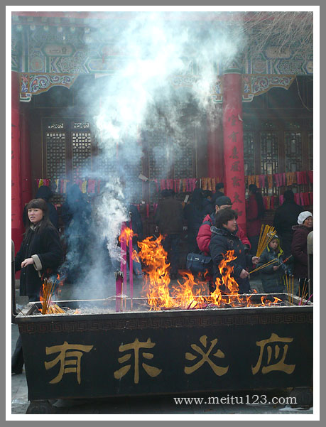 香火 摄影 天山居士