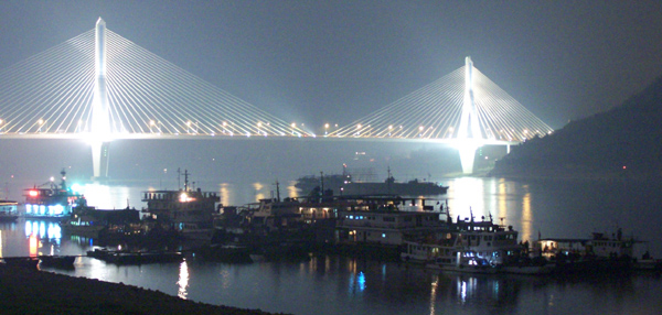 夷陵长江大桥夜景 摄影 大江边