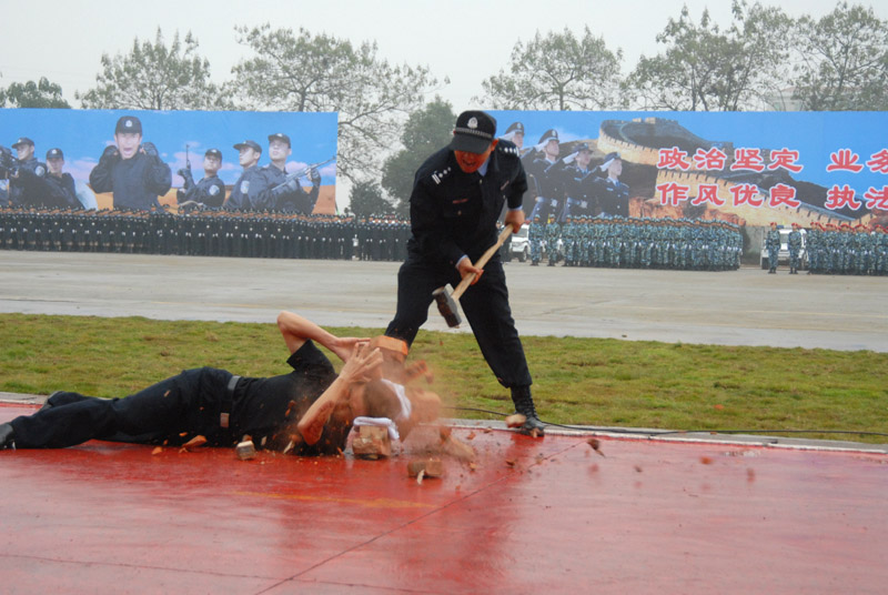 警察风采--特警神功1 摄影 好兆头