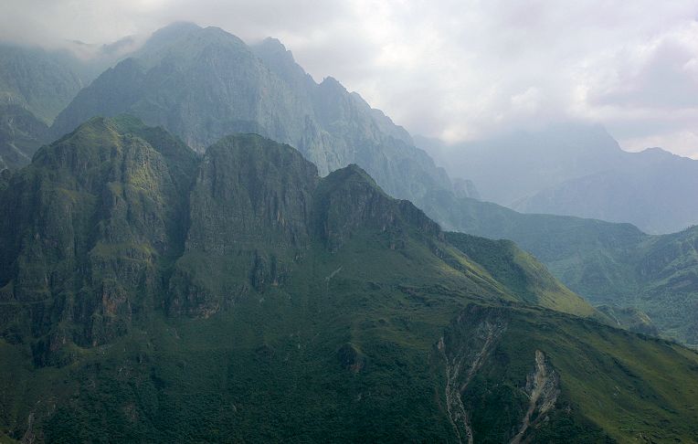 云岭 摄影 峡谷里行走