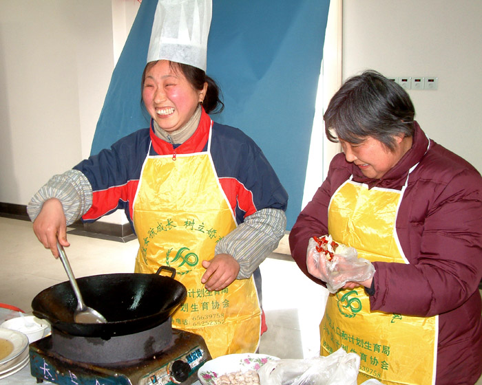 婆媳露一手 摄影 步平