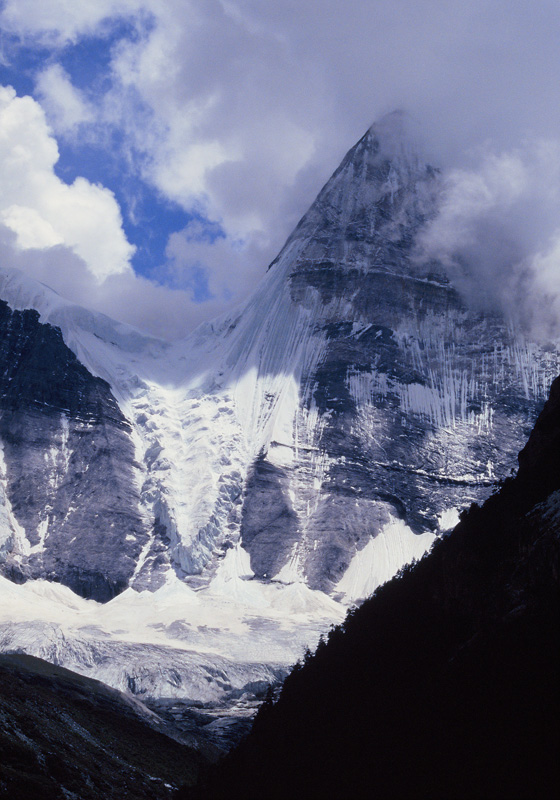 亚丁雪山 摄影 格桑