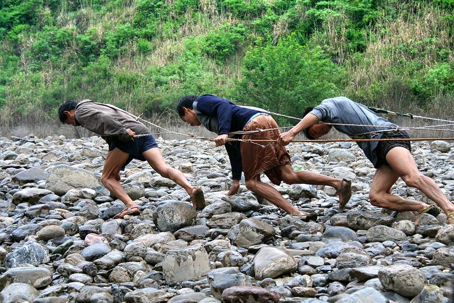 三峡新纤夫 摄影 如诗入画