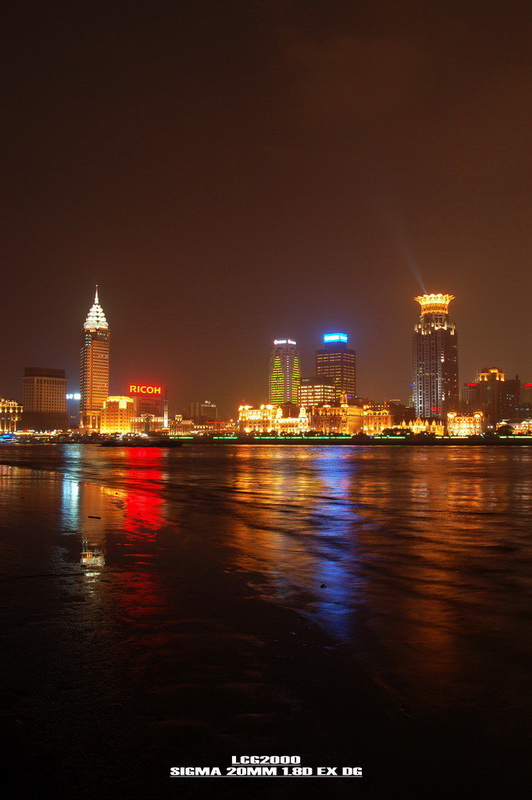 上海外滩夜景--外滩有沙滩了 摄影 lcg