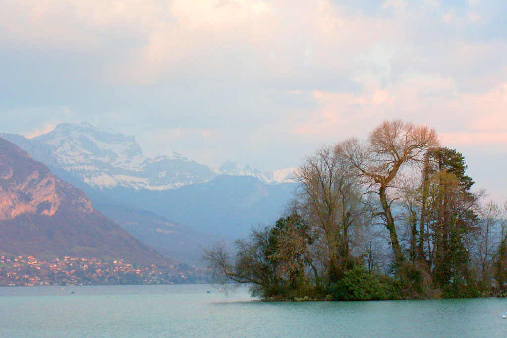 ANNECY 的湖光山色二(法国) 摄影 weikang