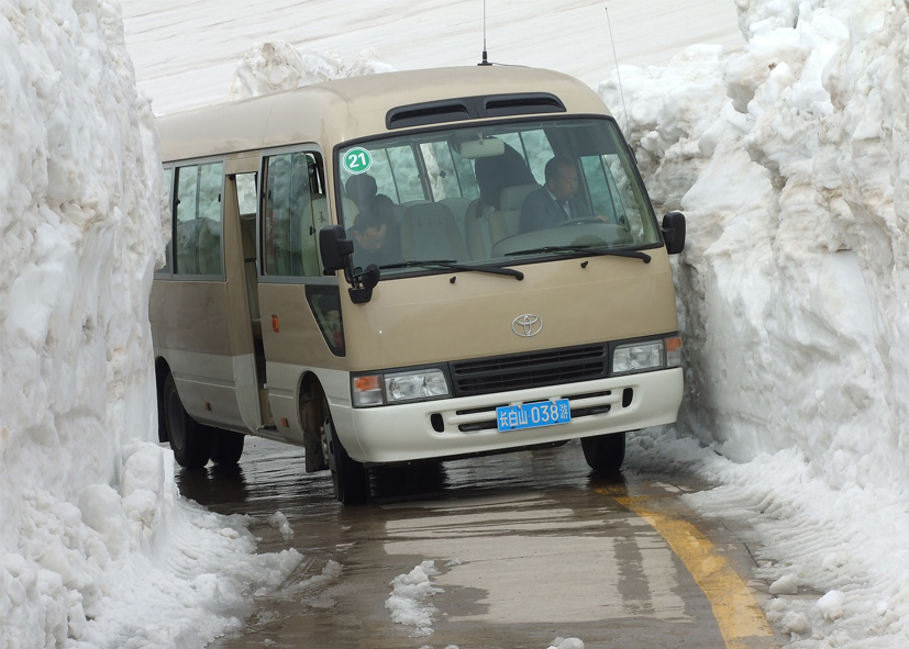 ５．１去长白山的路上 摄影 dzhsy