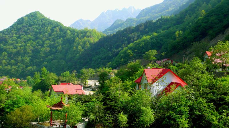 秦岭风光——青山峻岭有人家 摄影 咔咔乐