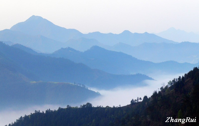 《山峦》 摄影 江淮游子