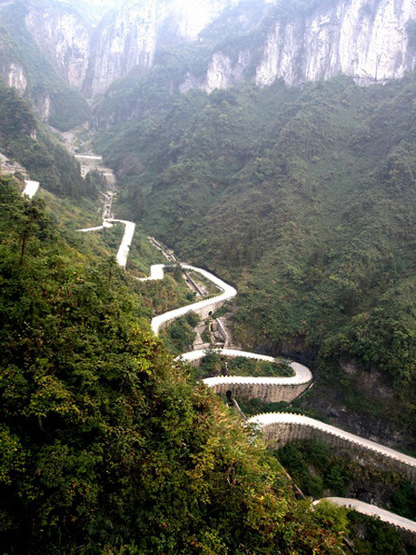 山路弯弯（张家界天门山） 摄影 济南泉水