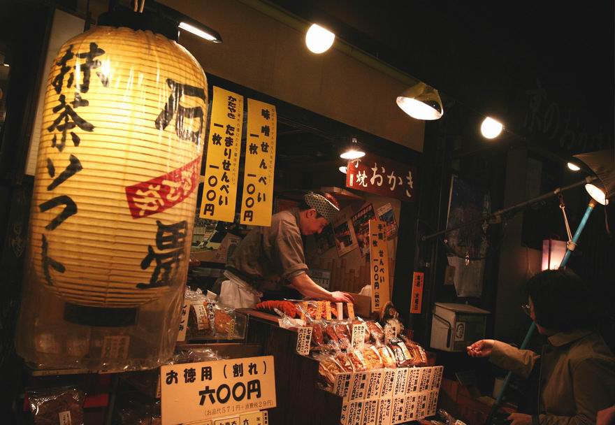 小店夜市（京都） 摄影 秦川牛