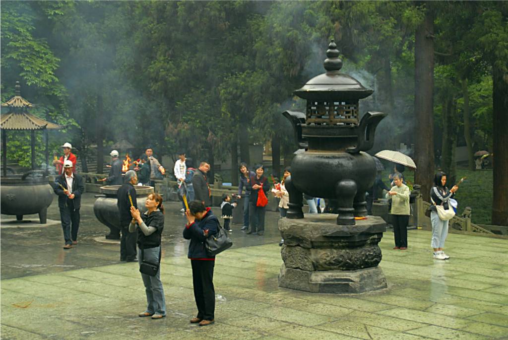 香火燎绕灵隐寺-13 摄影 fengsheng