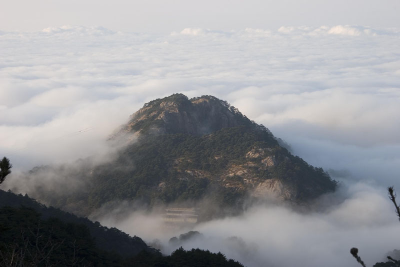 丹霞峰远眺 摄影 黄山林中仙