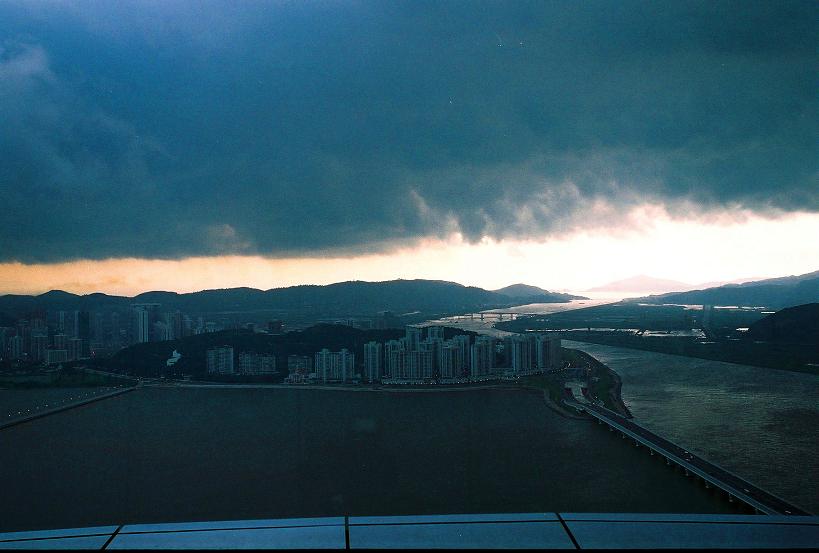 风雨欲来 摄影 天边壹旧云