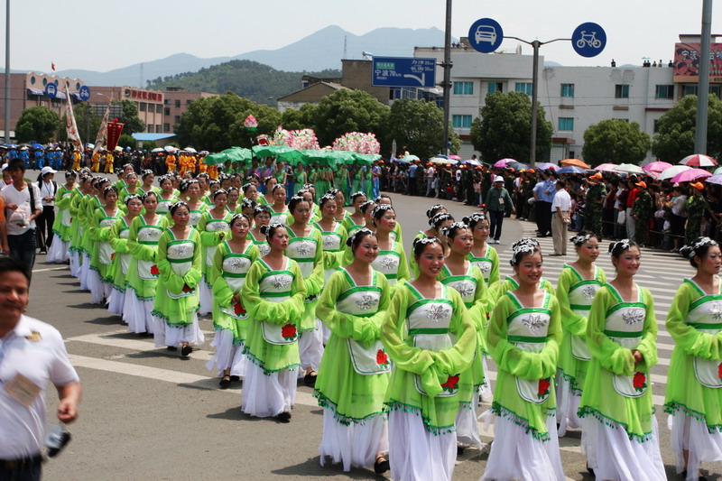 开游节大巡游 摄影 鹿山老人