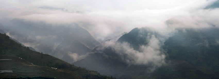 云雾群山. 摄影 一朽木