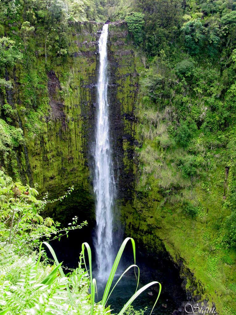 Akaku Falls 摄影 皋岚