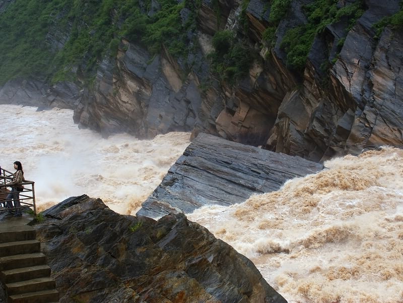 雨中虎跳峡（2） 摄影 水中水