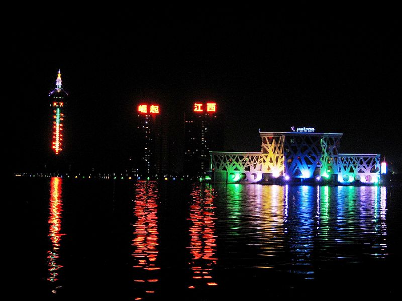 青山湖夜景 摄影 黄小兵