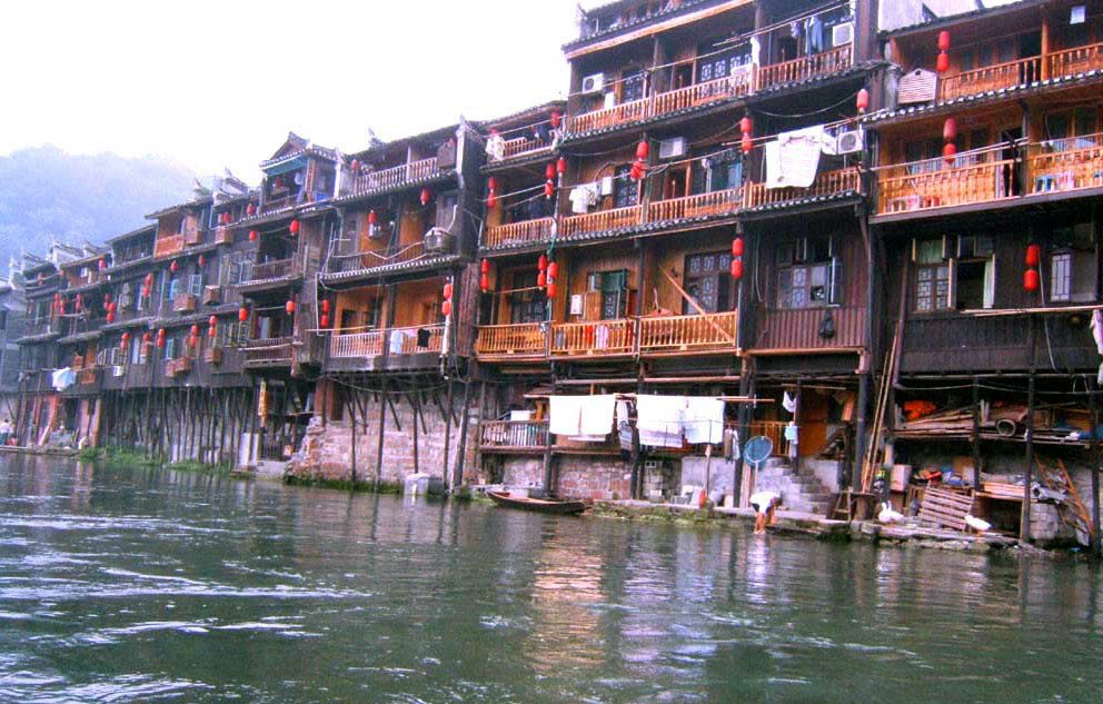 Motel or "Boatel" 摄影 Richvan