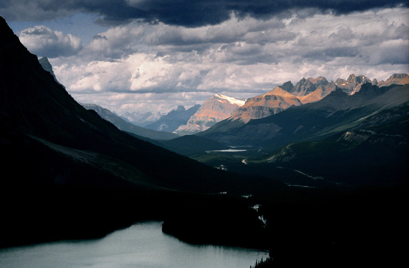 Canadian Rockies 摄影 Armadillo