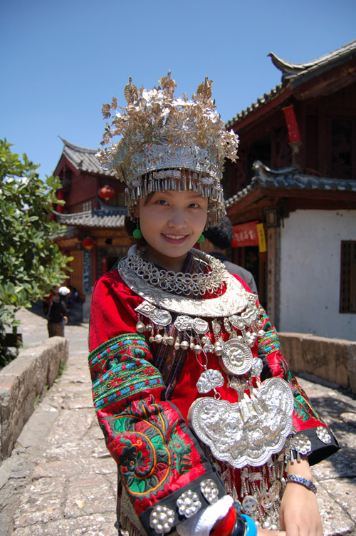 民族少女 摄影 乐中