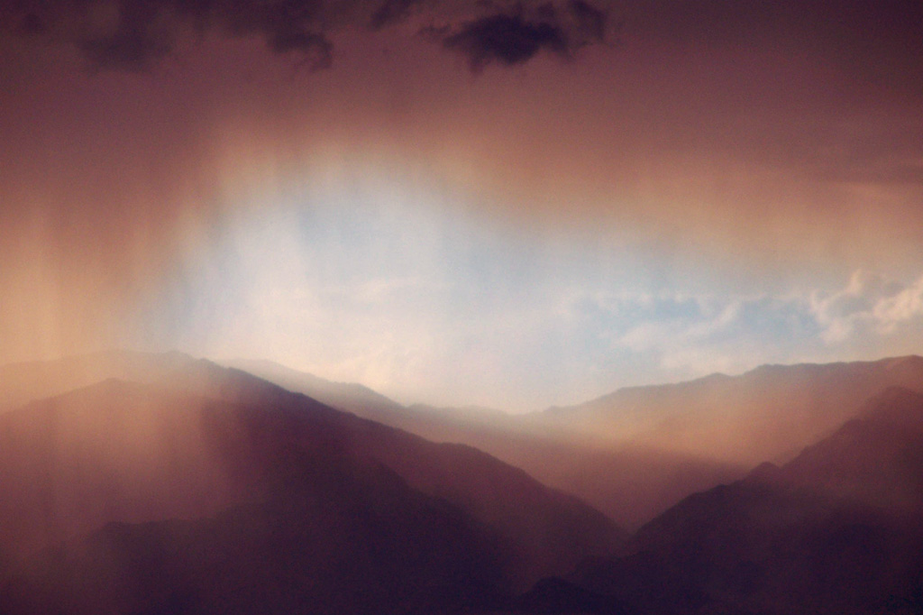 山雨 摄影 遥望星空