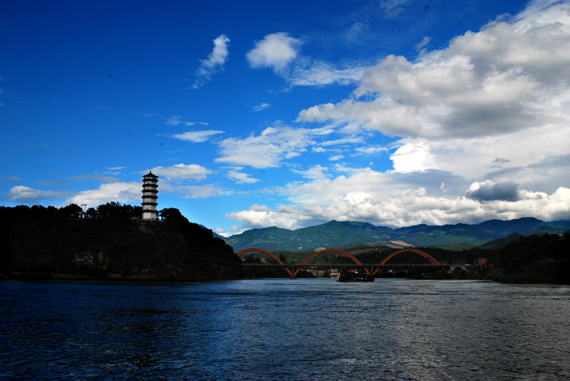 燕城风光——蓝天下的北塔 摄影 霞湖客