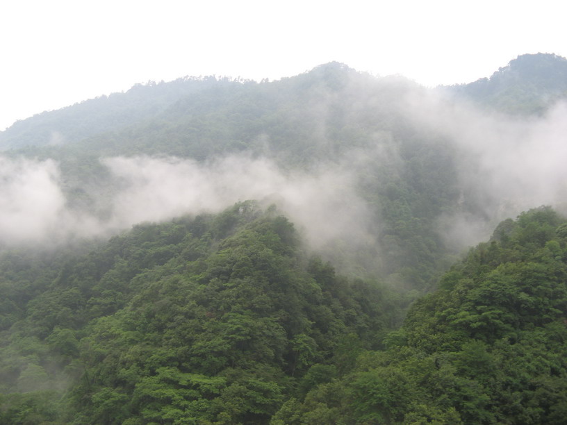 山蒙眬雾蒙眬 摄影 海拔七千