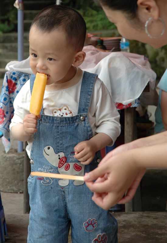 冰棒好吃！ 摄影 比訾德恒帅