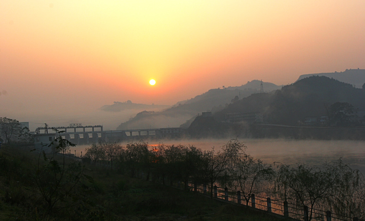 旭日便江 摄影 caoxiaoqing