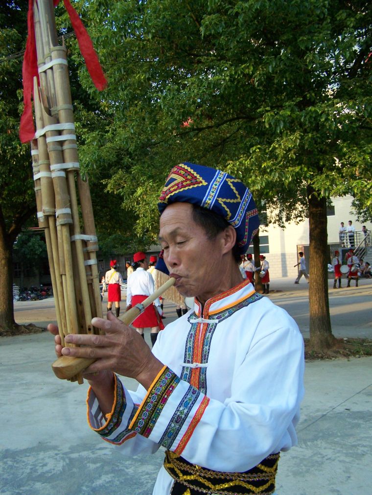 苗家芦笙吹奏手 摄影 胖阿华