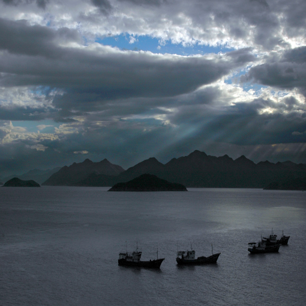 海际微光 摄影 雨的叹息