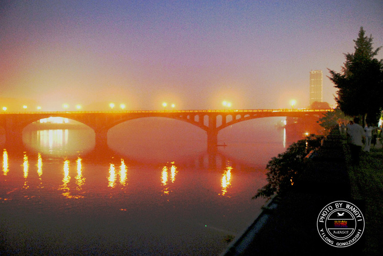 乐山大佛大桥夜景 摄影 玉哥