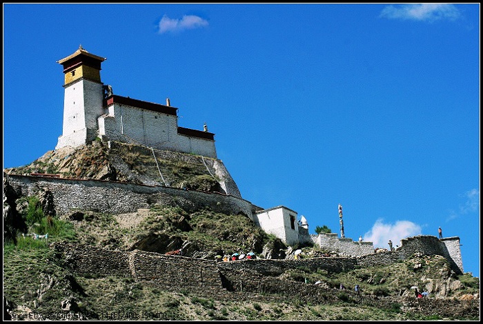 雍布拉康 － 位于西藏山南地区，是藏王最早建寺庙、宫殿之处。 摄影 慢半拍