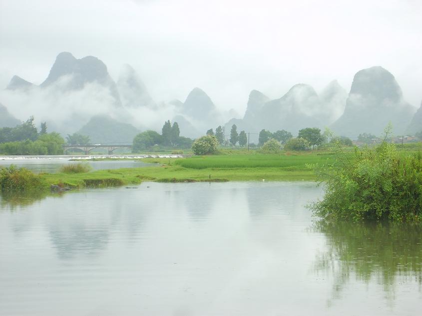 烟雨遇龙河 摄影 ylhphoto