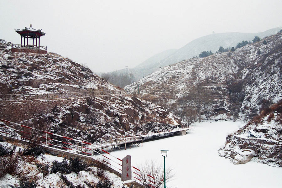 初  雪 摄影 塞上星点