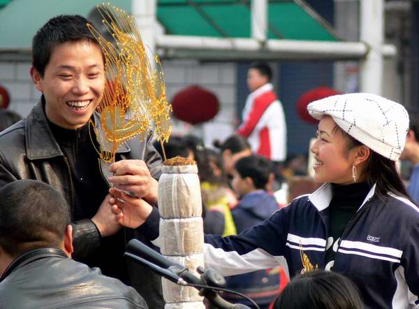 喜中糖龙 摄影 古雒城