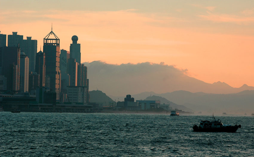 <夕阳维港山外山> 摄影 Robbin