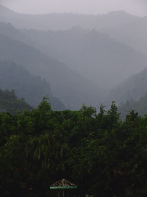 雨前山峦 摄影 shendi