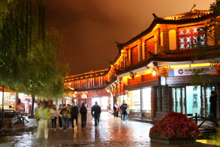 丽江雨夜 摄影 看风景的风