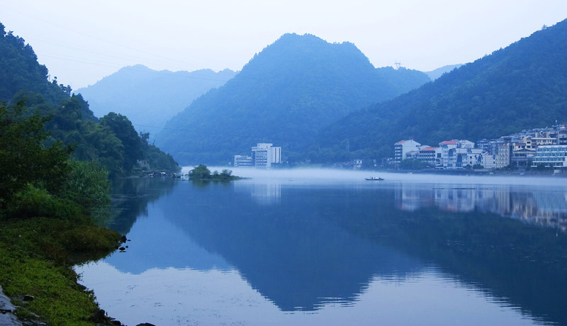 新安江 摄影 风与影