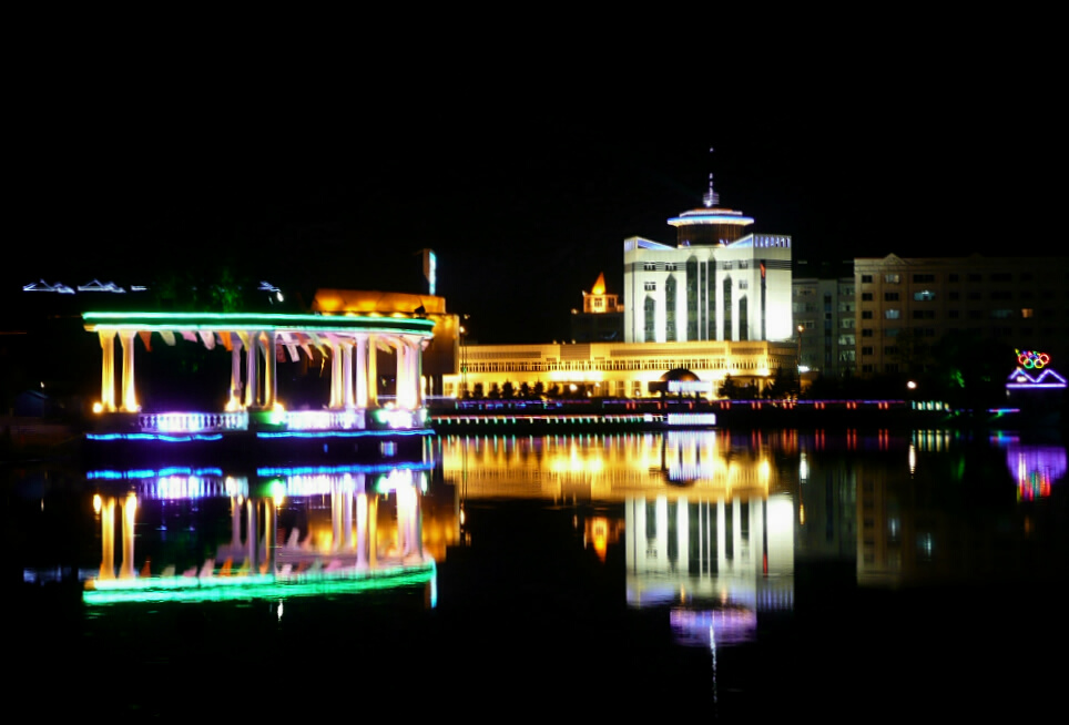 《伊春夜景》 摄影 镜摄天下