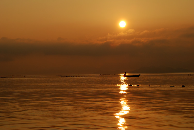 《海天一色》 摄影 满月鹰飞