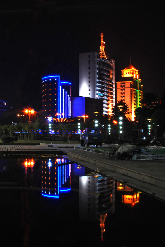 燕城之夜 摄影 霞湖客