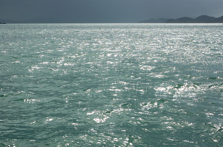 东海风光  波光粼粼 摄影 夏红专