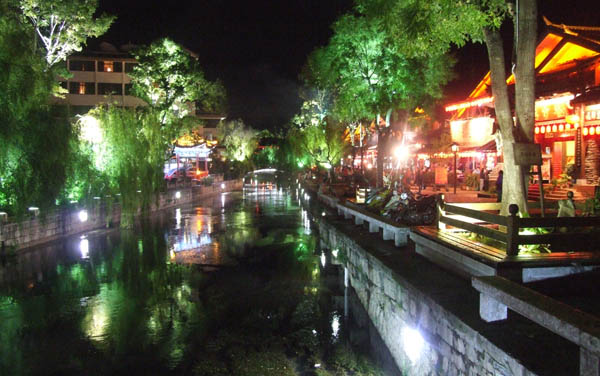 丽江之夜 摄影 山川之间